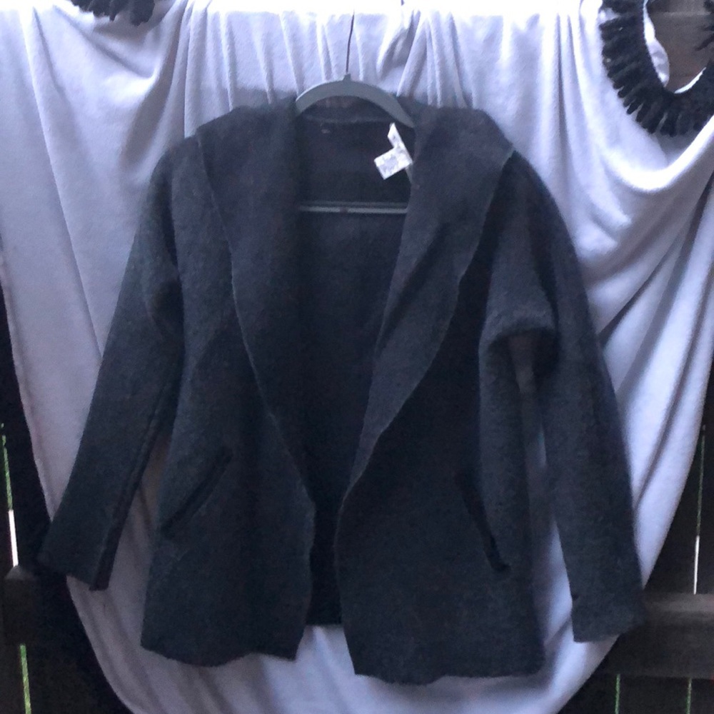 Wool black and gray cardigan with hood